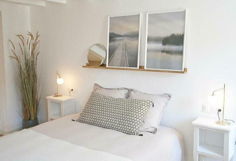 住宿加早餐  Meublé De Tourisme, Les Chambres Du Beffroi