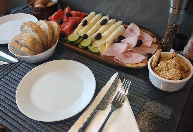 ベッドアンドブレックファースト Double Room Lgbt