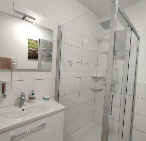 Bed and Breakfast Steepleview House