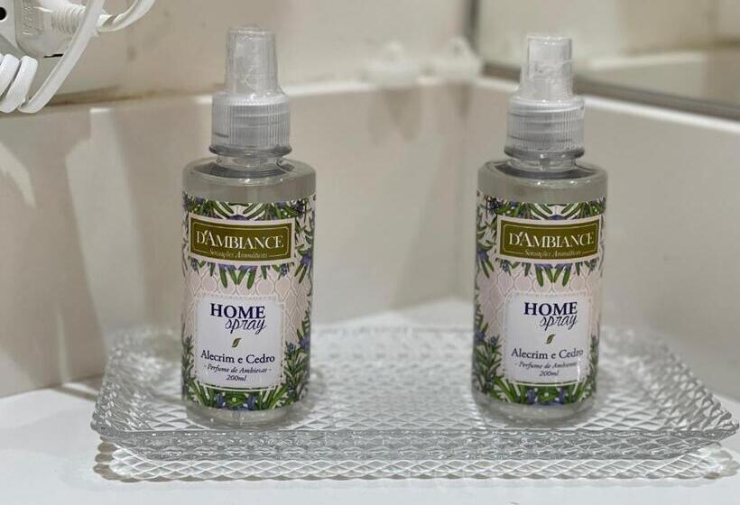 Flat Da Babi, Moderno, Luxuoso, Equipado E 600mb Wifi