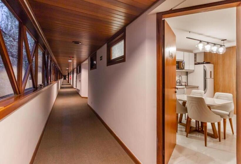 Flat Da Babi, Moderno, Luxuoso, Equipado E 600mb Wifi