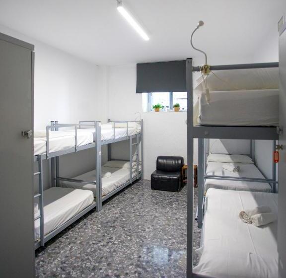 Italica Hostel
