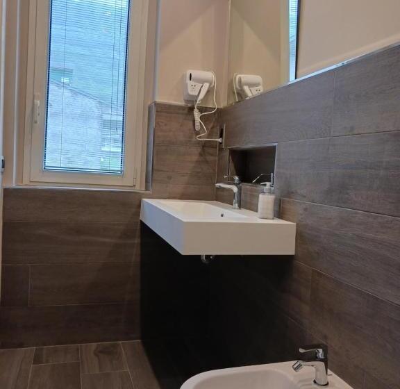 Mr Living Bed & Breakfast