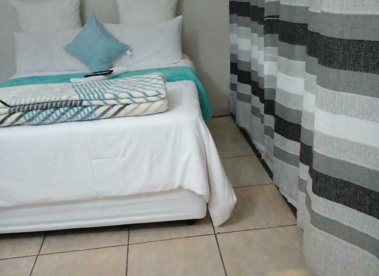 פנסיון 26 Zea Avenue Arcon Park Guest House