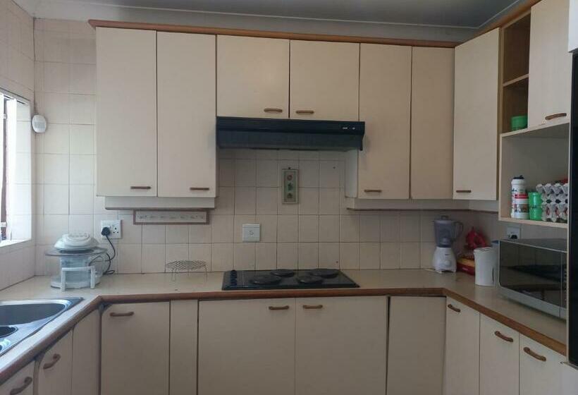 פנסיון 26 Zea Avenue Arcon Park Guest House