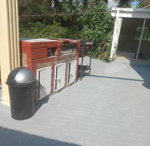 פנסיון 26 Zea Avenue Arcon Park Guest House