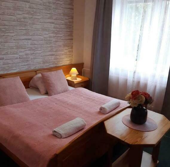 پانسیون Vila Happy