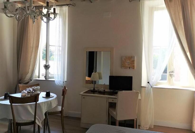 Pension (Hôtel basse catégorie) Ariediparma   Rooms&apartments