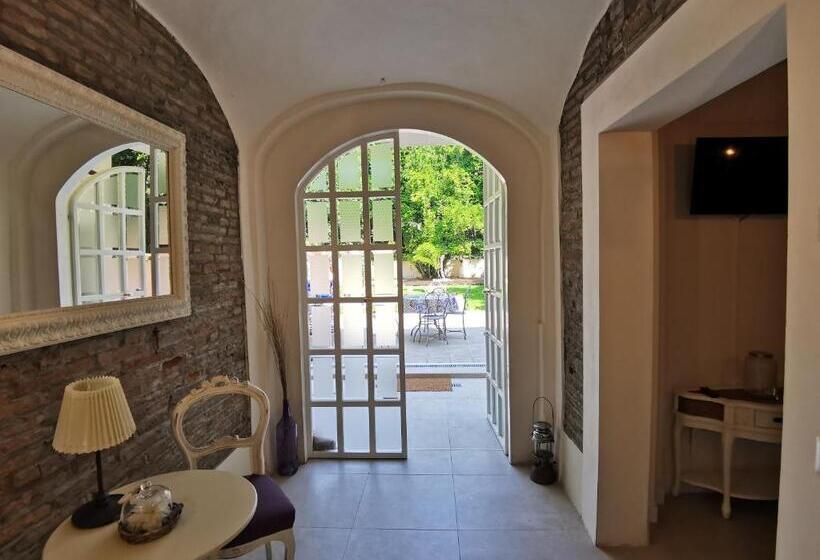 Pension (Hôtel basse catégorie) Ariediparma   Rooms&apartments