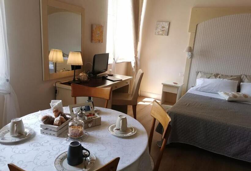 Pension (Hôtel basse catégorie) Ariediparma   Rooms&apartments