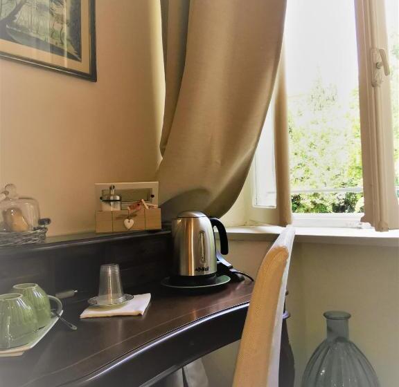 Pension (Hôtel basse catégorie) Ariediparma   Rooms&apartments