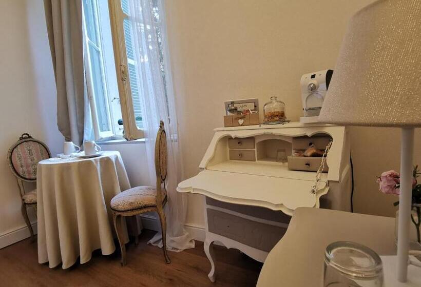 Pension (Hôtel basse catégorie) Ariediparma   Rooms&apartments