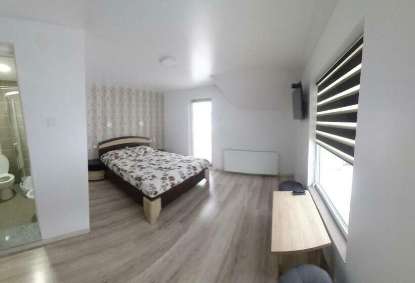 بنسيون Casa Lena  Vatra Dornei