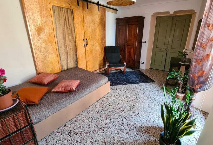 ペンション Casarosada Upstairs