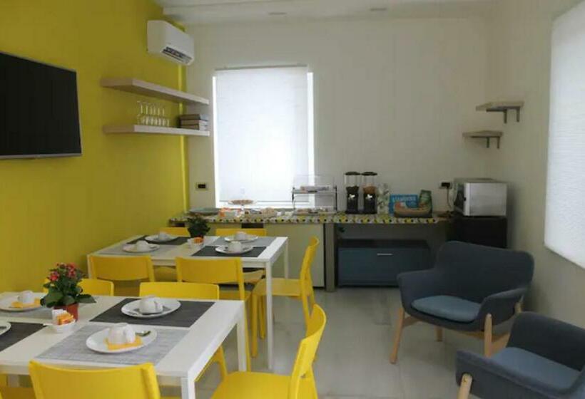 Пансион B&b Caselloa Suites