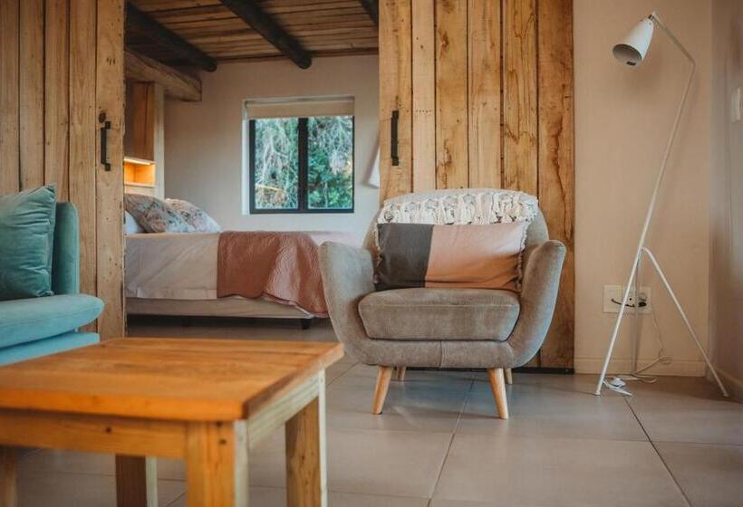 بنسيون De Uijlenes