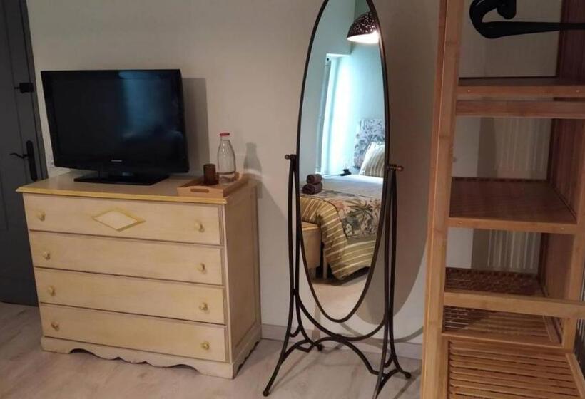 ペンション Forever São Brás