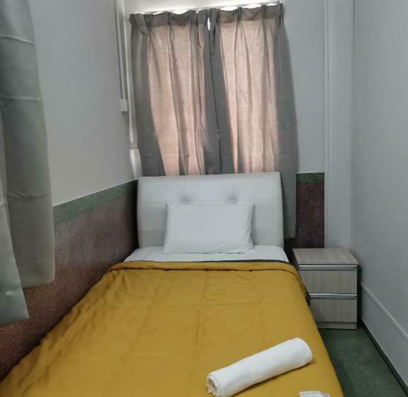 פנסיון G Fortune Guest House Victoria Green