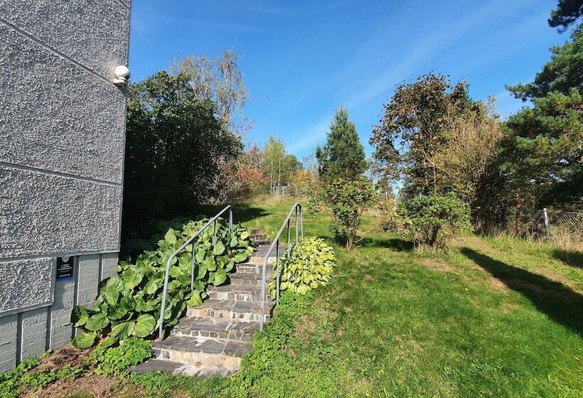 ペンション Gasthaus Vanha Merivartioasema