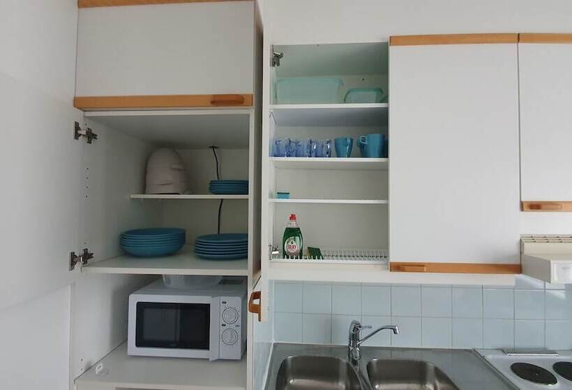 ペンション Gasthaus Vanha Merivartioasema