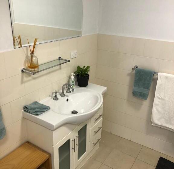 پانسیون Happy Valley Studio