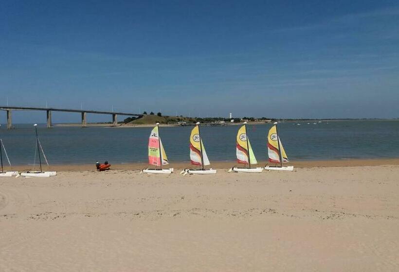 بنسيون Lieu Unique Et Romantique Face Mer