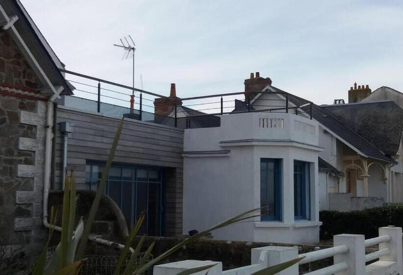 بنسيون Lieu Unique Et Romantique Face Mer