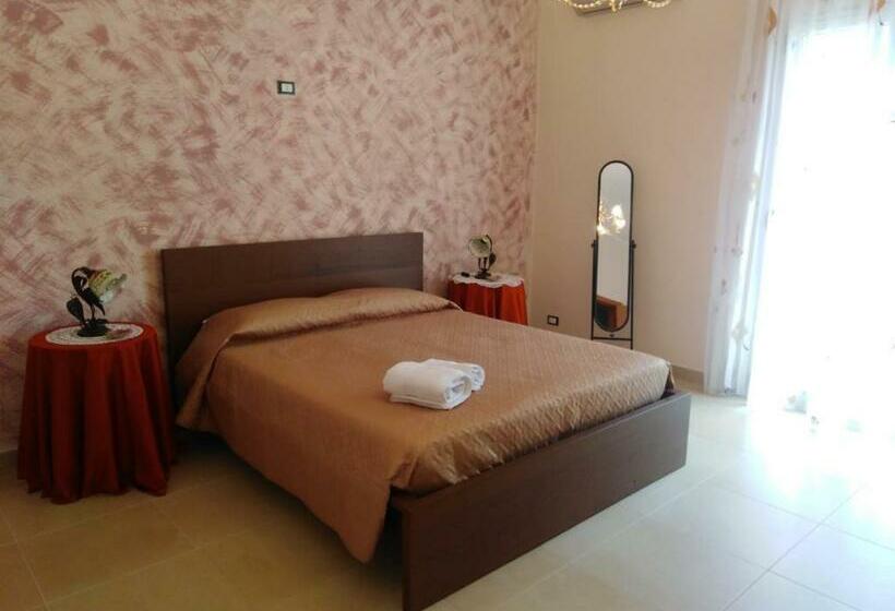 פנסיון Mamma Loretta  House