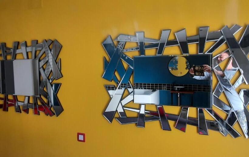 بنسيون Nuit Insolite Room Love