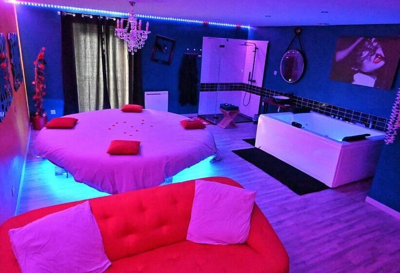 פנסיון Nuit Insolite Room Love