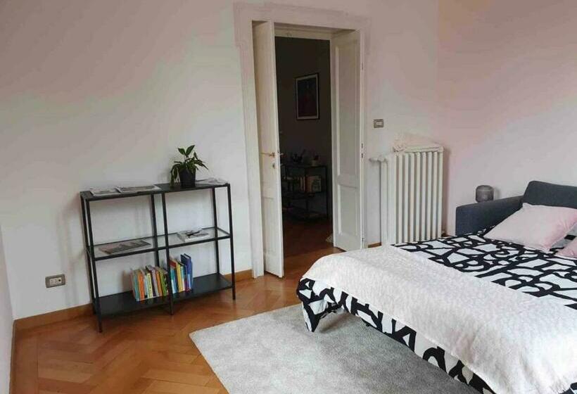 پانسیون Room Gatsby  Your Space With Garden In The City Center