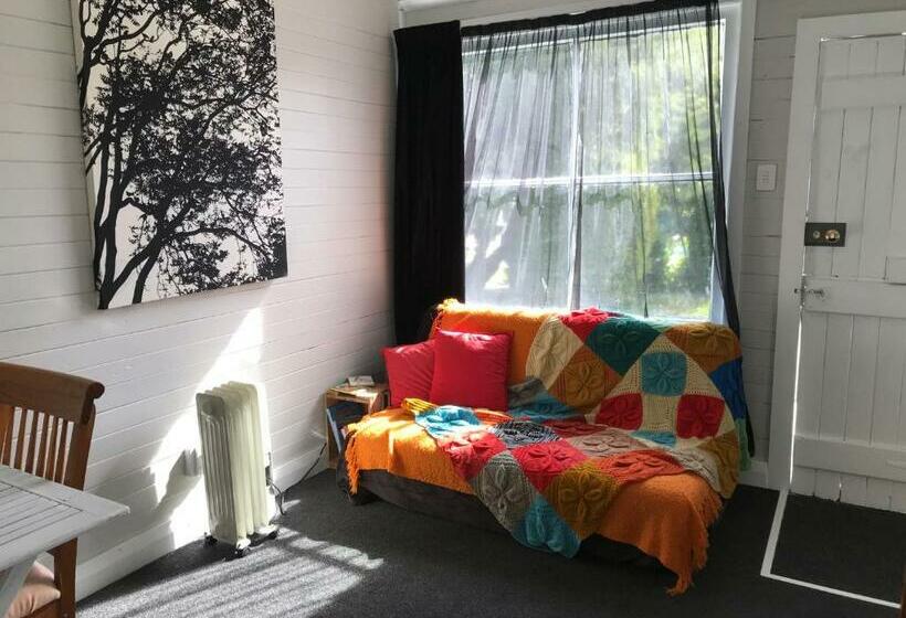 פנסיון Stump Cottage