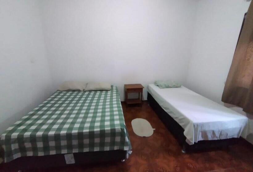 פנסיון Suites Para Casais Na Praça Oswaldo Cruz