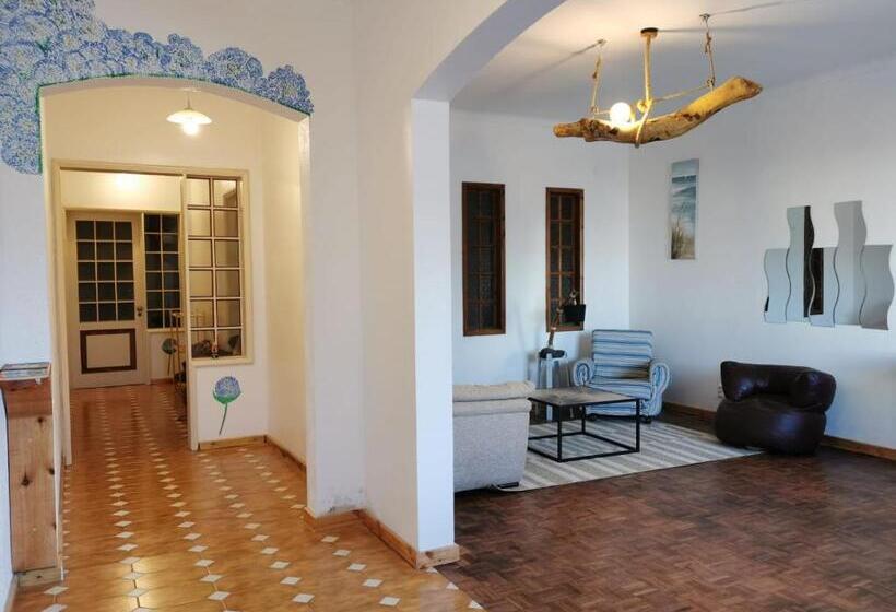 بنسيون The Handmade House Azores