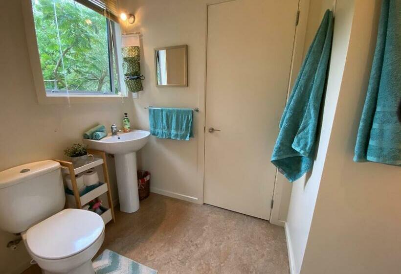 بنسيون The Willow Guest Suite