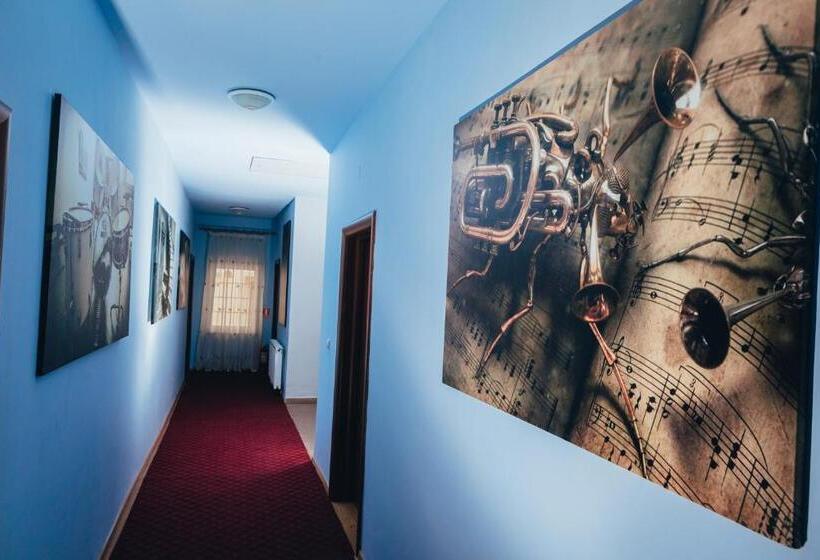 Пансион Vila Guitar