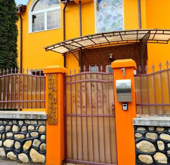 Пансион Vila Guitar