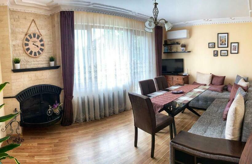 膳宿费 Villa Victoria