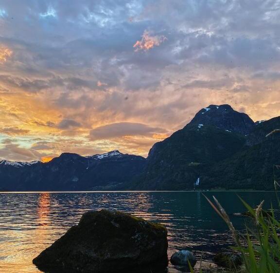 ペンション Vollsnes Gjestehus