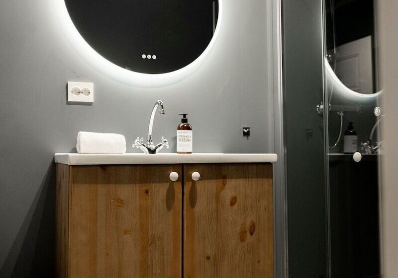 ペンション Vollsnes Gjestehus