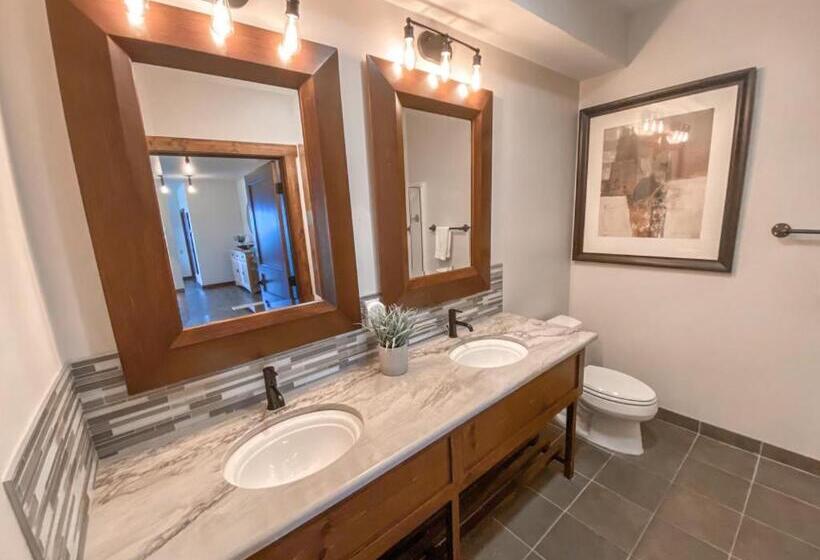 Remodeled Ski In Out   305 Soaring Eagle   Luxury!