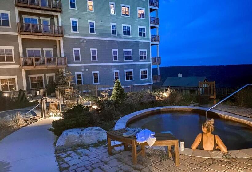 Remodeled Ski In Out   305 Soaring Eagle   Luxury!