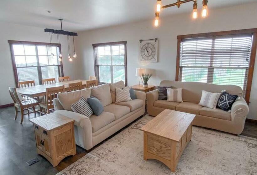 Remodeled Ski In Out 305 Soaring Eagle Luxury!