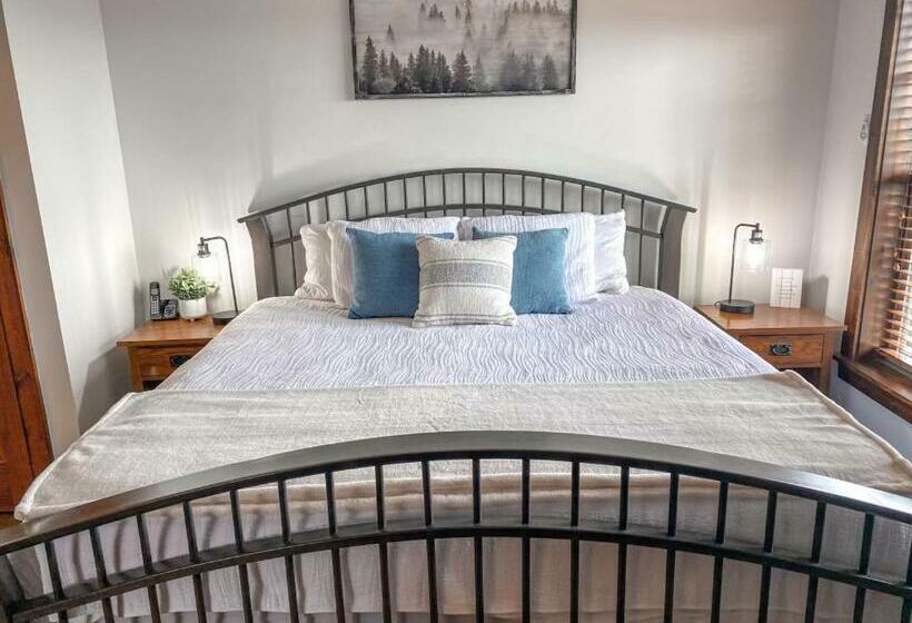 Remodeled Ski In Out   305 Soaring Eagle   Luxury!