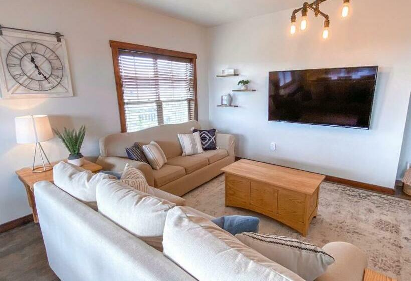 Remodeled Ski In Out   305 Soaring Eagle   Luxury!