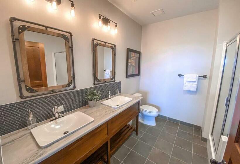 Remodeled Ski In Out   305 Soaring Eagle   Luxury!