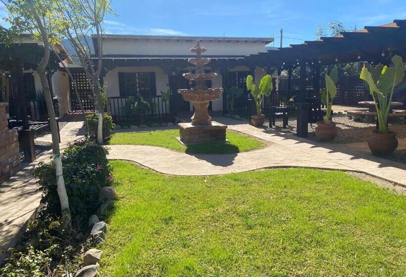 فندق صغير Estancita Elena