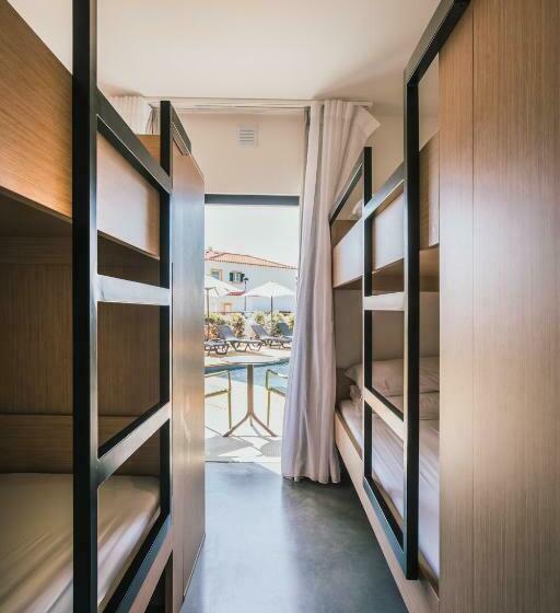 Mute Hostel Porto Covo