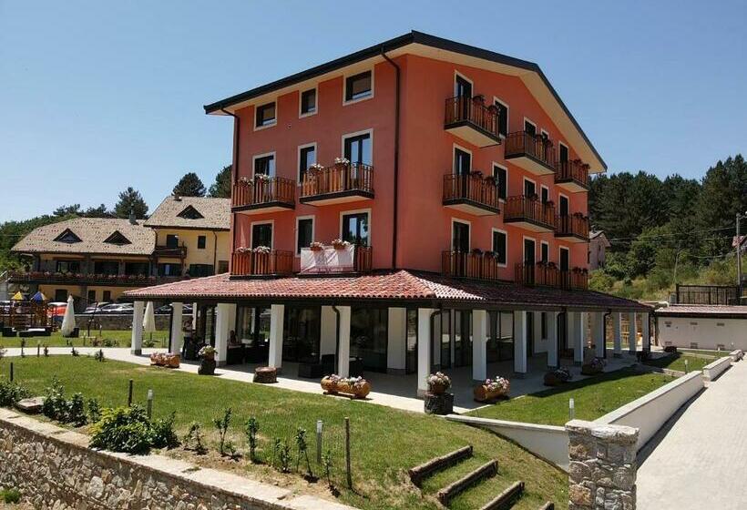 Arvo Residence Sila Lorica