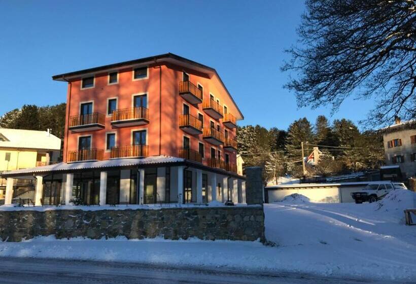 Arvo Residence Sila Lorica